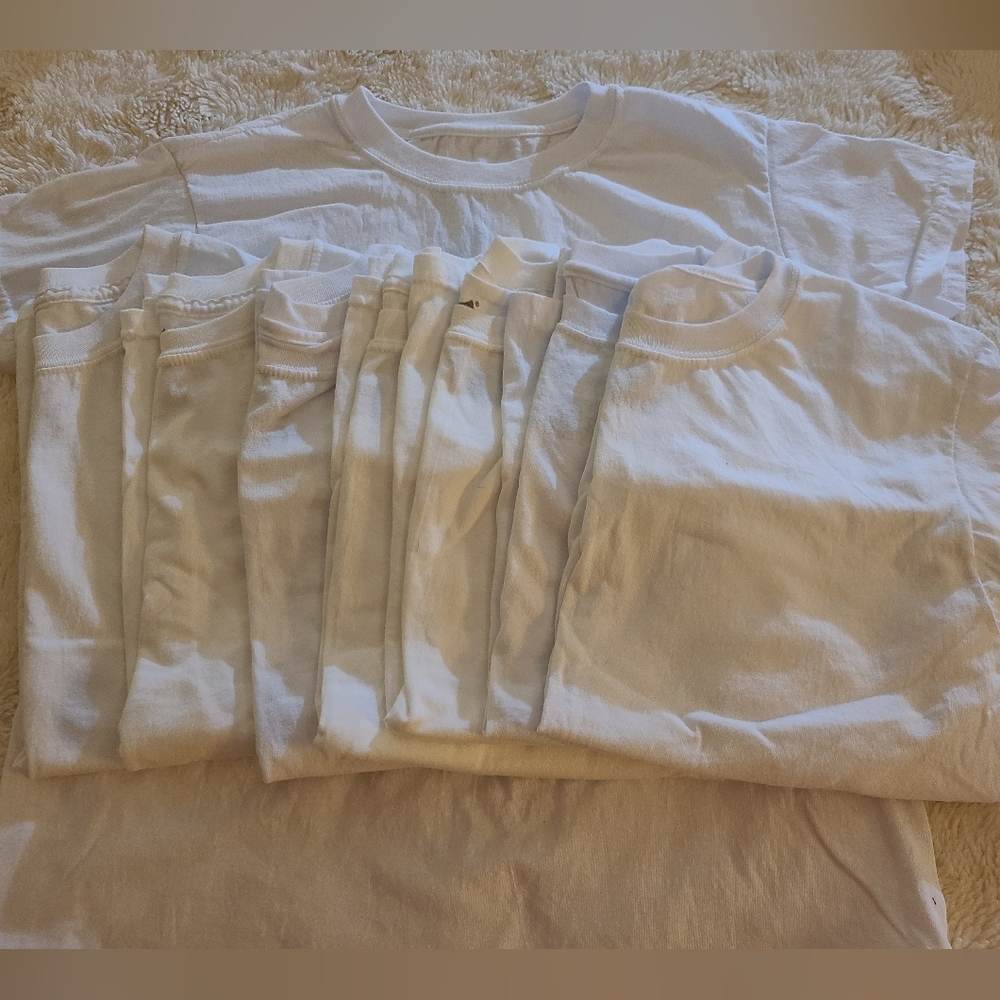 Hanes Boys L white t-shirt $1 ea. (bundle of 5)